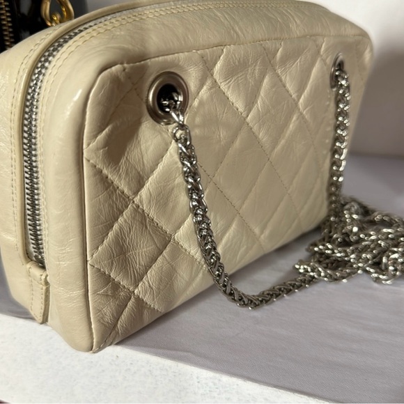 Chanel Cream Quilted Leather Cosmetic Bag - Picture 3 of 10